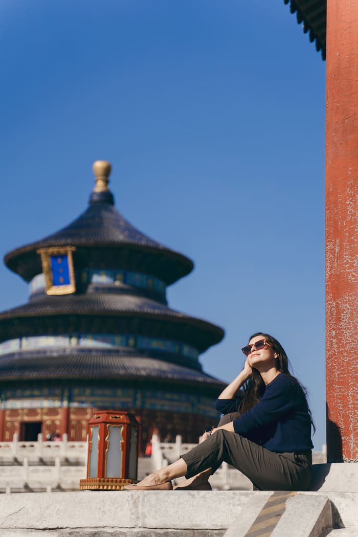 Turista en templo del cielo en Beijing